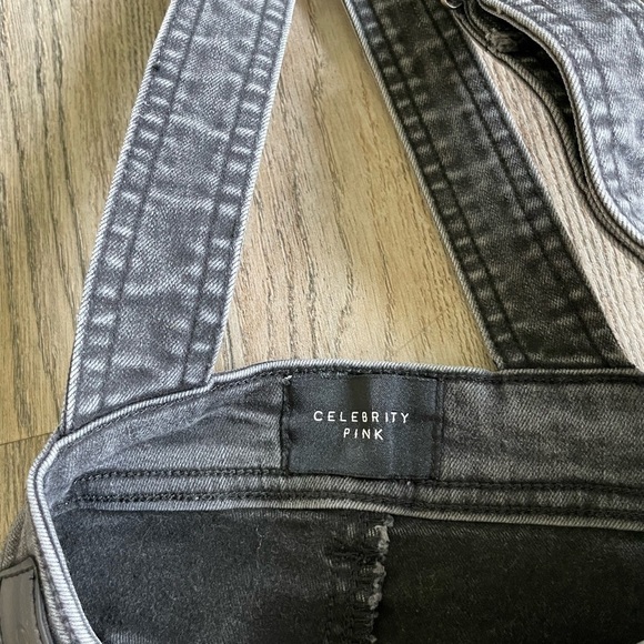 Celebrity Pink Overalls, size small - Picture 4 of 8